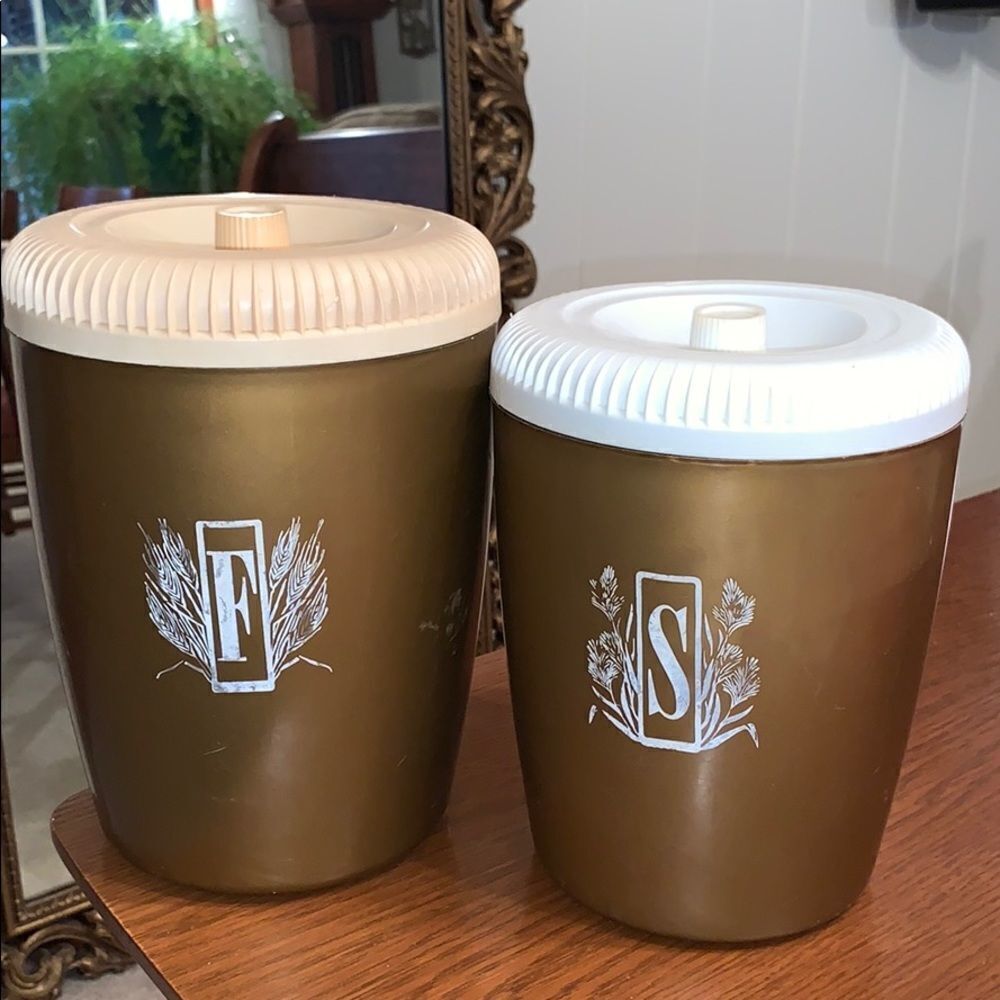‎Vtg bronze plastic flour & sugar canisters